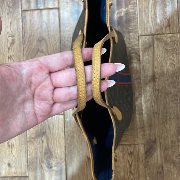 Louis Vuitton Neverfull monogrammed bag navy inside - Picture 6 of 8